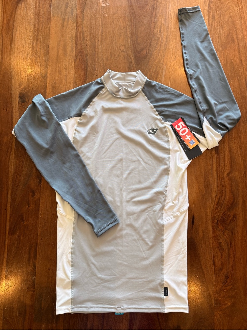 O'Neill Men's Long-Sleeve Rash Guard - Light Gray & White